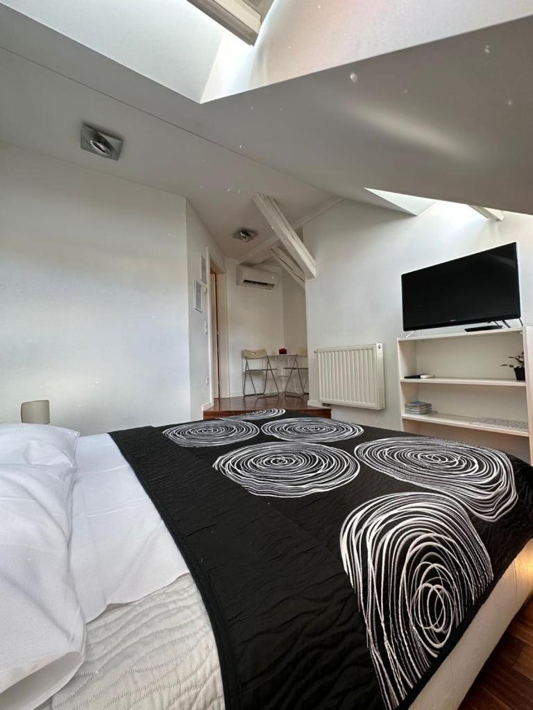 Jacuzzi Apartment - Center ザグレブ エクステリア 写真